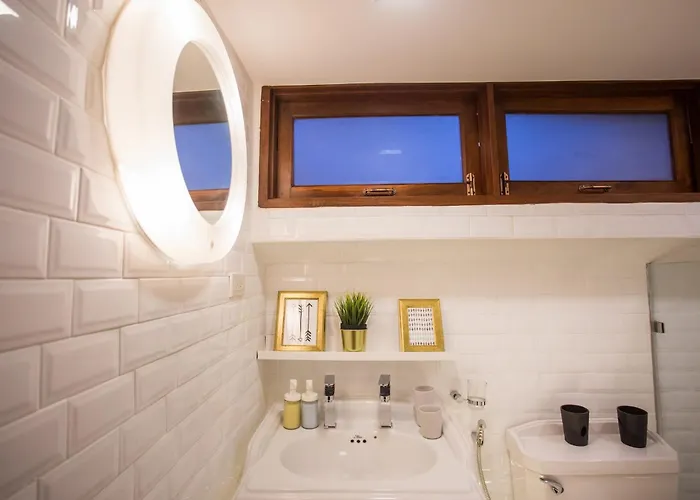 Narra House Sukhumvit58 3*