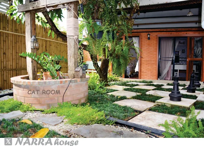 Narra House Sukhumvit58 לינה וארוחת בוקר